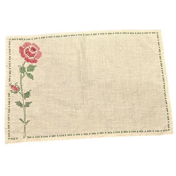 Vintage Embroidered Linen Placemat With Floral Rose Design & Green Cross-Stitch - Picture 1 of 6